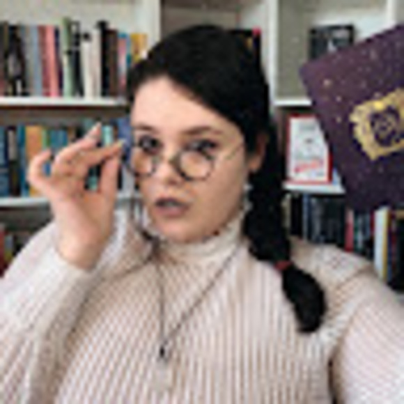 Meet your Posher, Alexandra - Picture 1 of 1